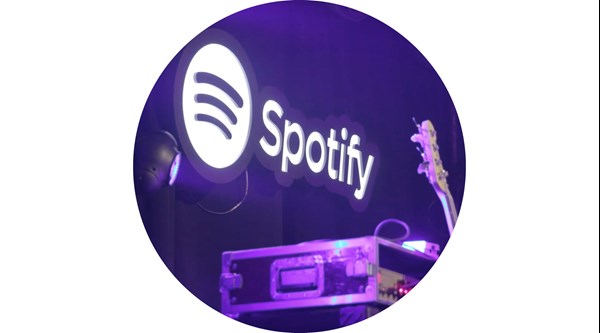 Inspirasjon Welcome Listeners Slik Velger Spotify Den Neste Yndlingssangen Din Hifi Klubben