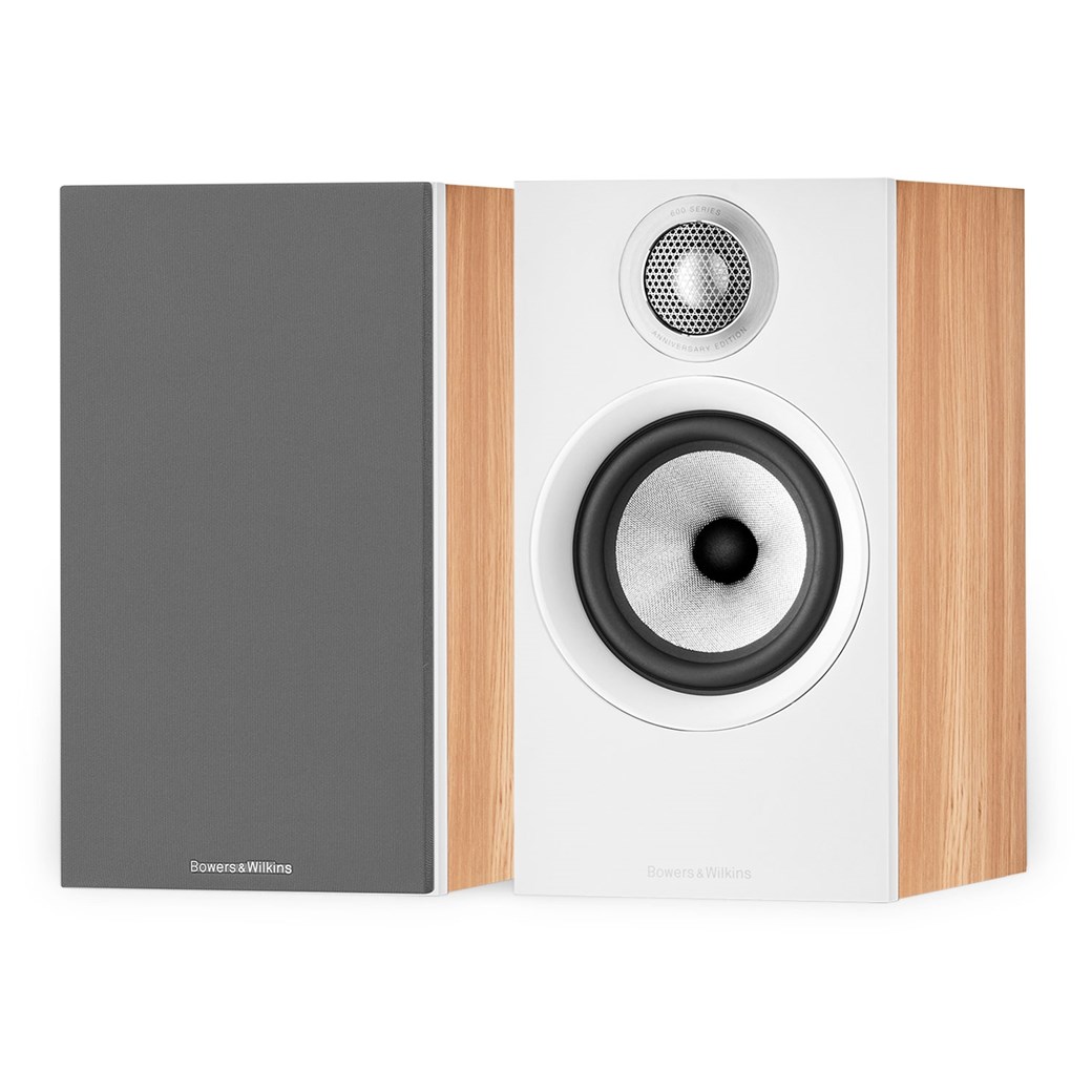 Bowers & Wilkins 607 S2 Anniversary Edition Kompakt høyttaler